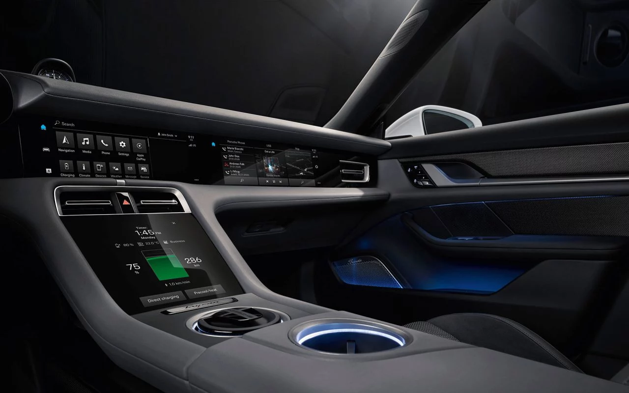 Porsche Taycan 2020 Interior 01