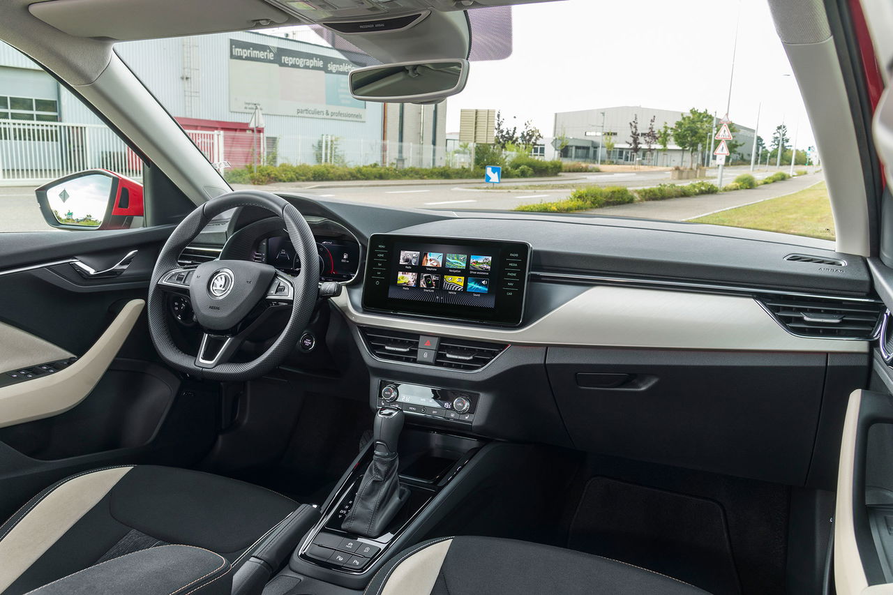 Skoda Kamiq 2020 Interior 04