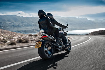 Triumph 2019 Rocket 3 Gt Riding 6