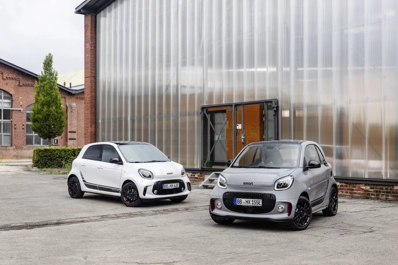 Die Neue Generation: Smart Eq Fortwo Und Forfour The New Generation: Smart Eq Fortwo And Forfour