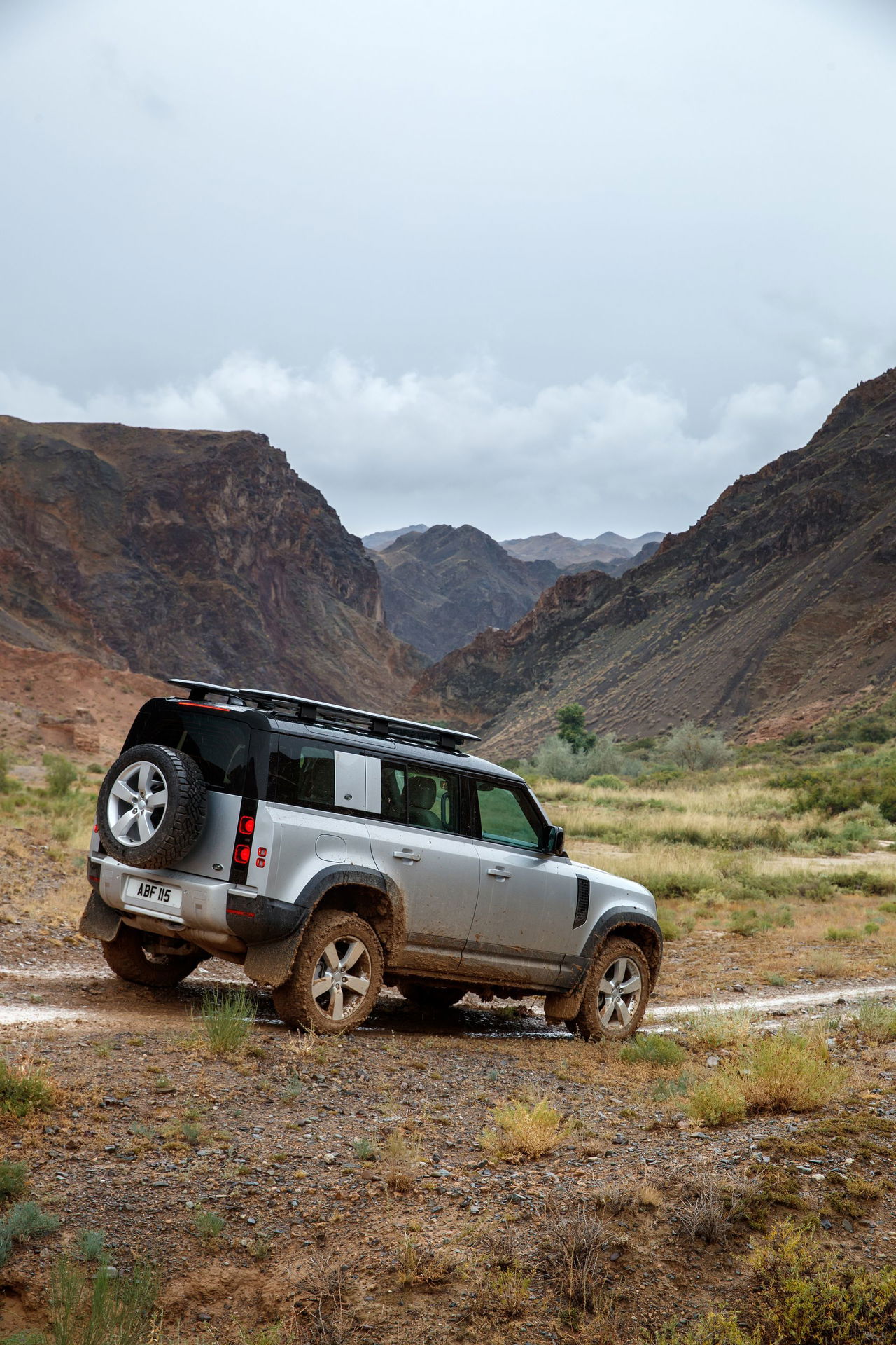 Land Rover Defender 2020 130