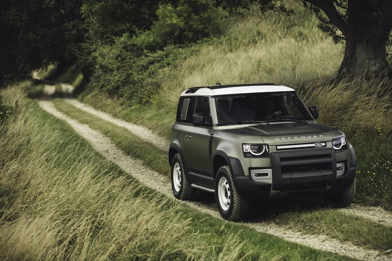 Land Rover Defender 2020 52