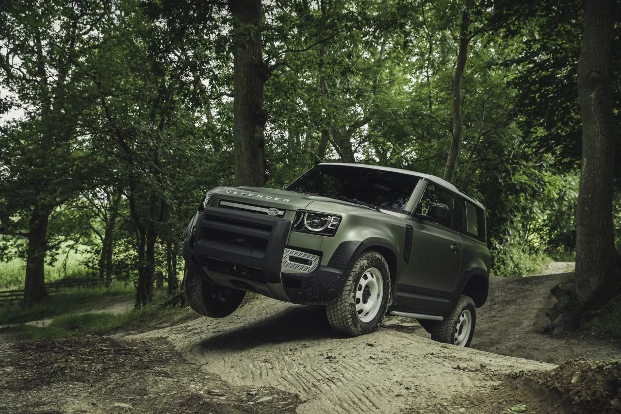 Land Rover Defender 2020 63