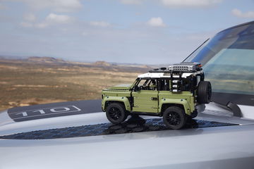 Land Rover Defender 2020 Lego 0919 001