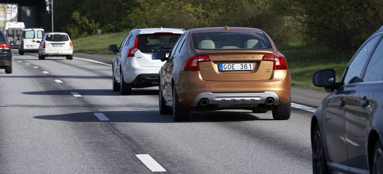 Distancia De Seguridad Volvo