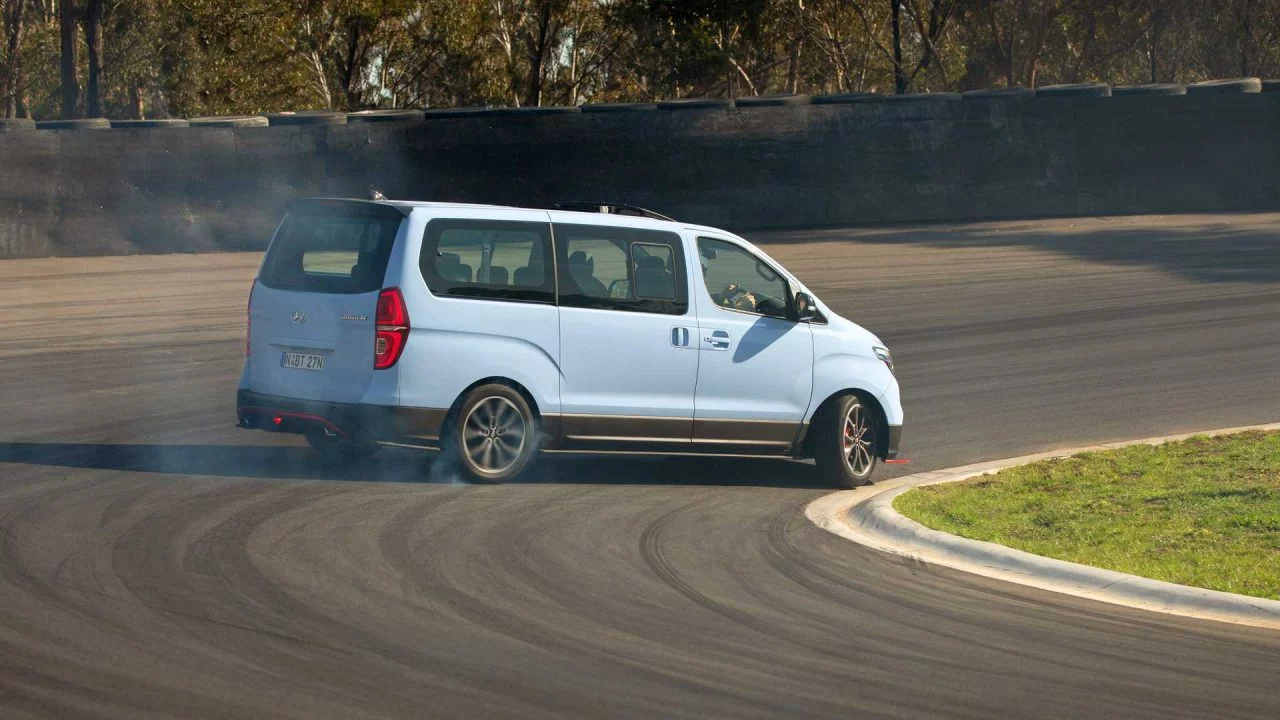 Hyundai Imax Drift 6