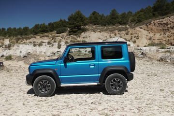 Suzuki Jimny Vs Mercedes Clase G 00004