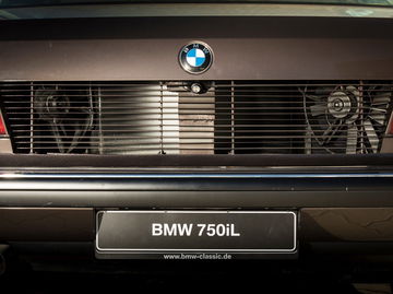 Bmw Serie 7 V16 2