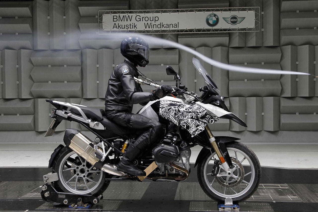 Conducir Con Viento Moto Bmw