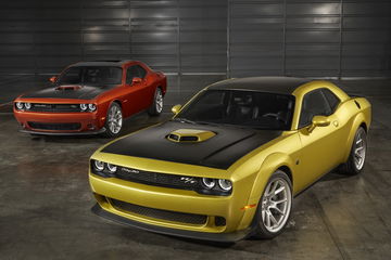 Dodge Challenger 50 Aniversario 2