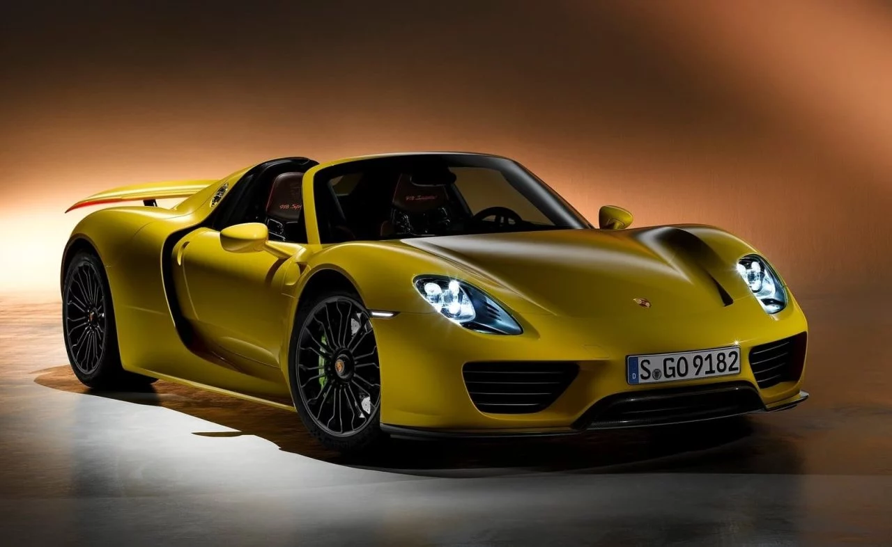 Porsche 918 Spyder 1119 01