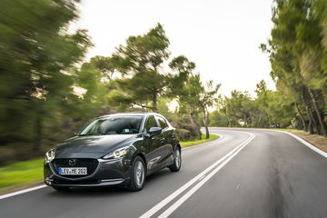 2020 Mazda2 Exterior 4