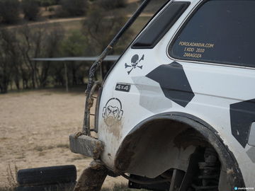 Lada Niva Exterior Blanco 00003