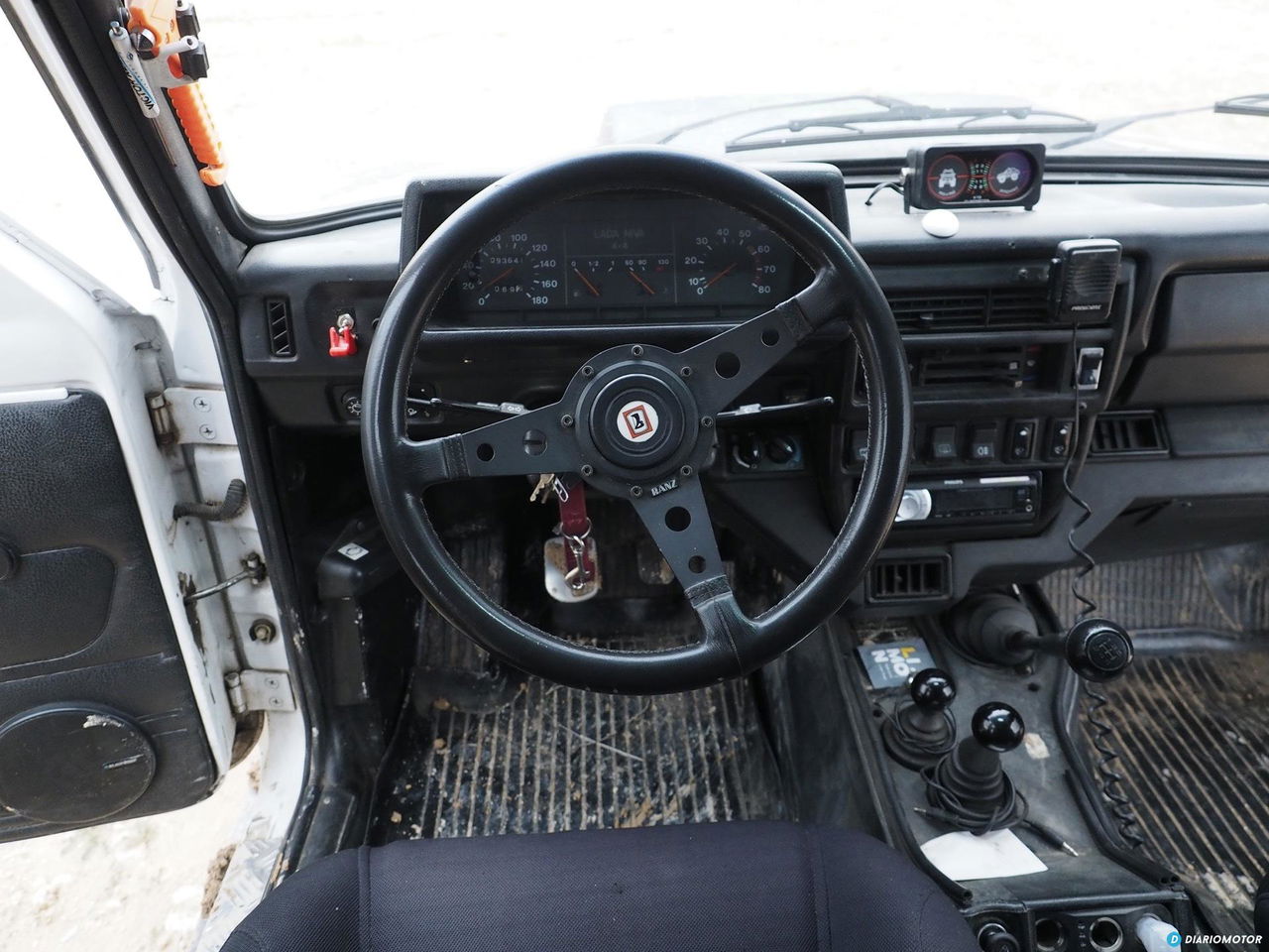 Lada Niva Interior 00004