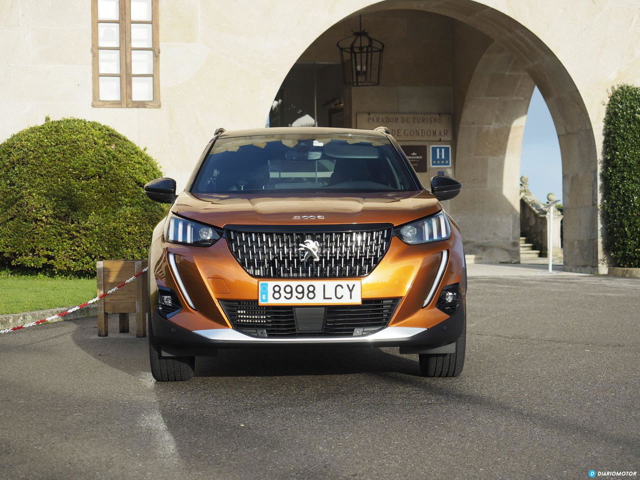 Peugeot 2008 Exterior 00016