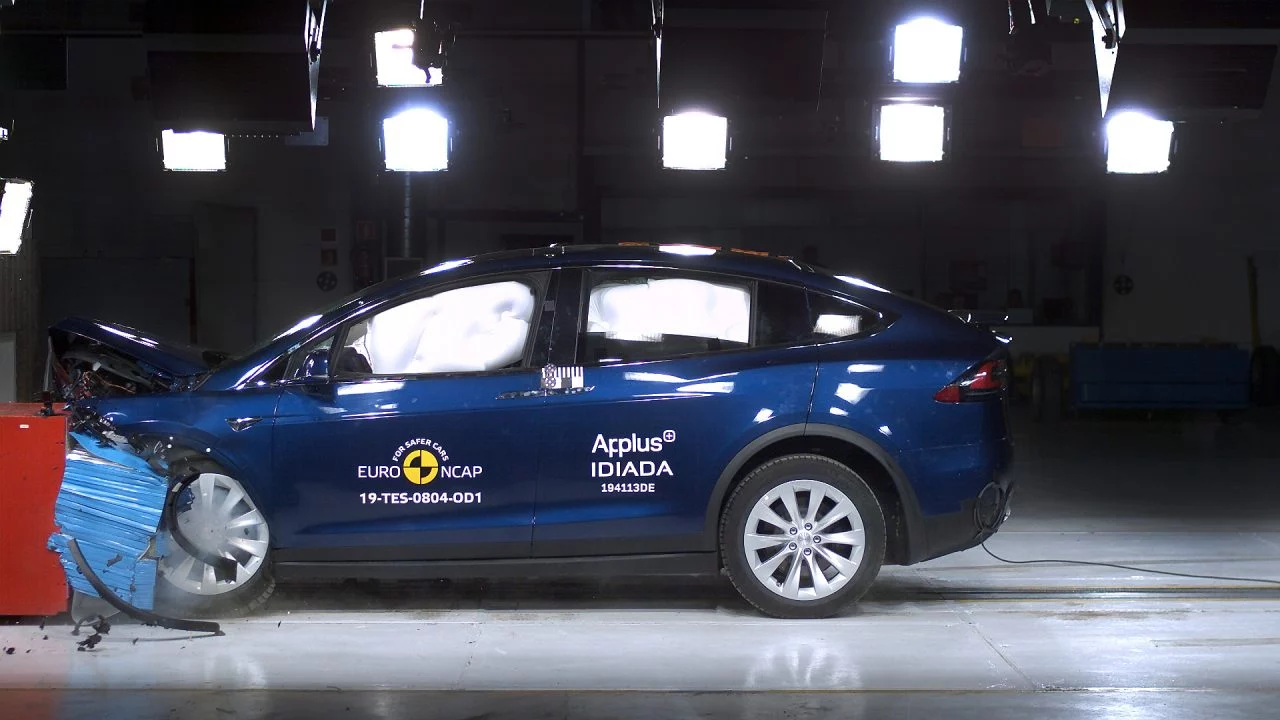 Tesla Model X Euroncap