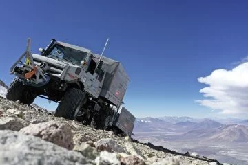 Hochgeländegängige Unimog U 5023 Unterstützen Expeditionsteam In Chile Gleichzeitig Höhenweltrekord Mit 6.694 Metern Extreme Off Road Unimog U 5023 Trucks Assist An Expedition Team In Chile And Even Set The World Altitude Record At 6694 Metres