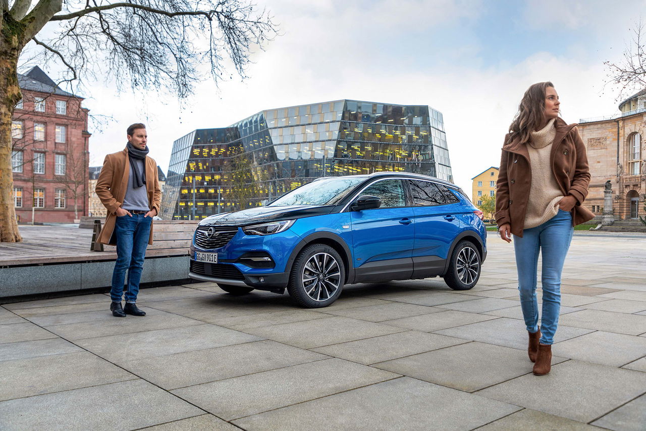 Opel Grandland X Hybrid4 2020 Azul 20