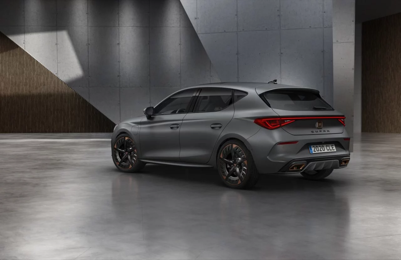 Cupra Leon 2020 Cupra 5d Phev 05 Hq