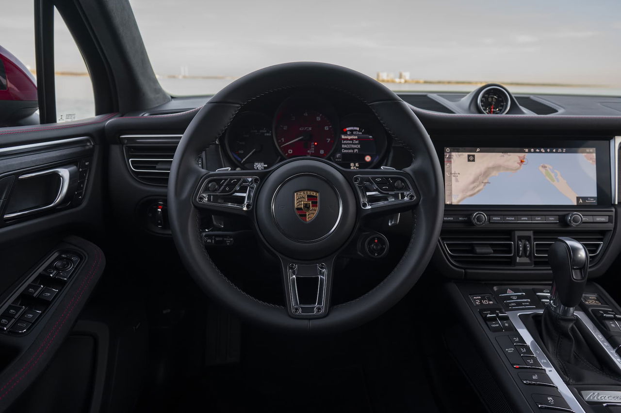 Porsche Macan Gts 40 Interior