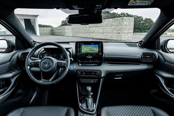 Toyota Yaris 2020 Interior 02