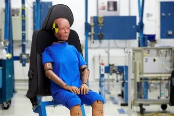 Maniqui Volvo Crash Test Dummies 01