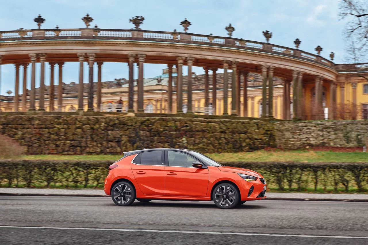 Opel Corsa E 2020 Naranja Prueba 66