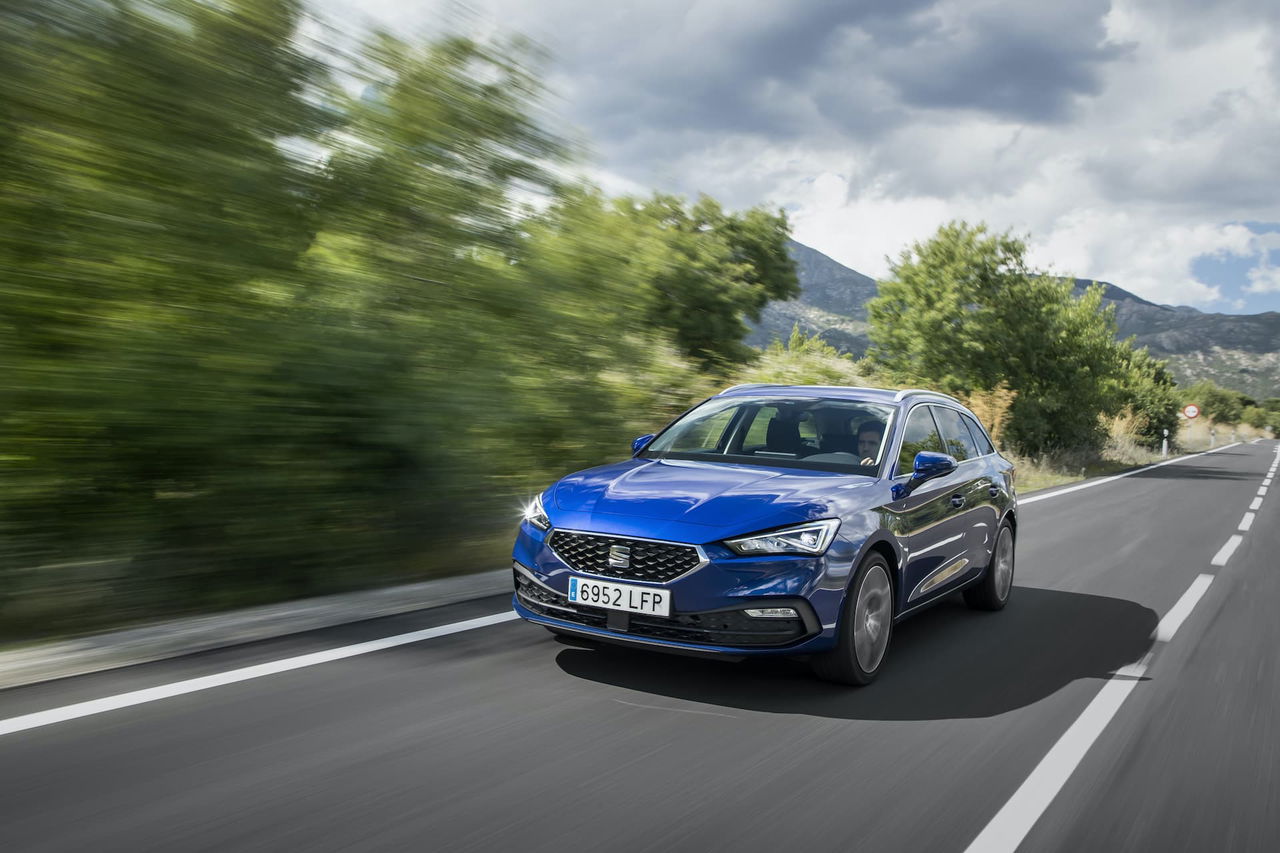 Seat Leon Sportstourer 2020 Xcellence Azul 4