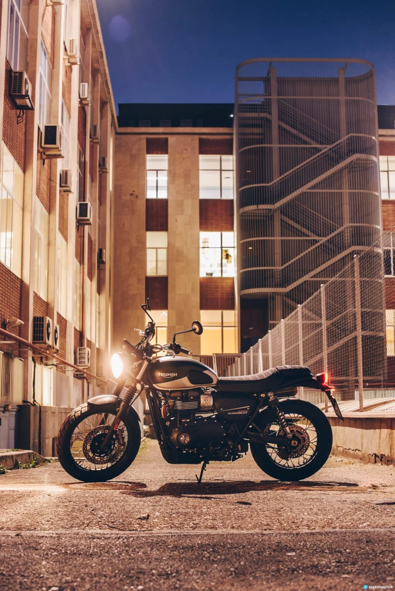 Triump Street Scrambler Prueba 63