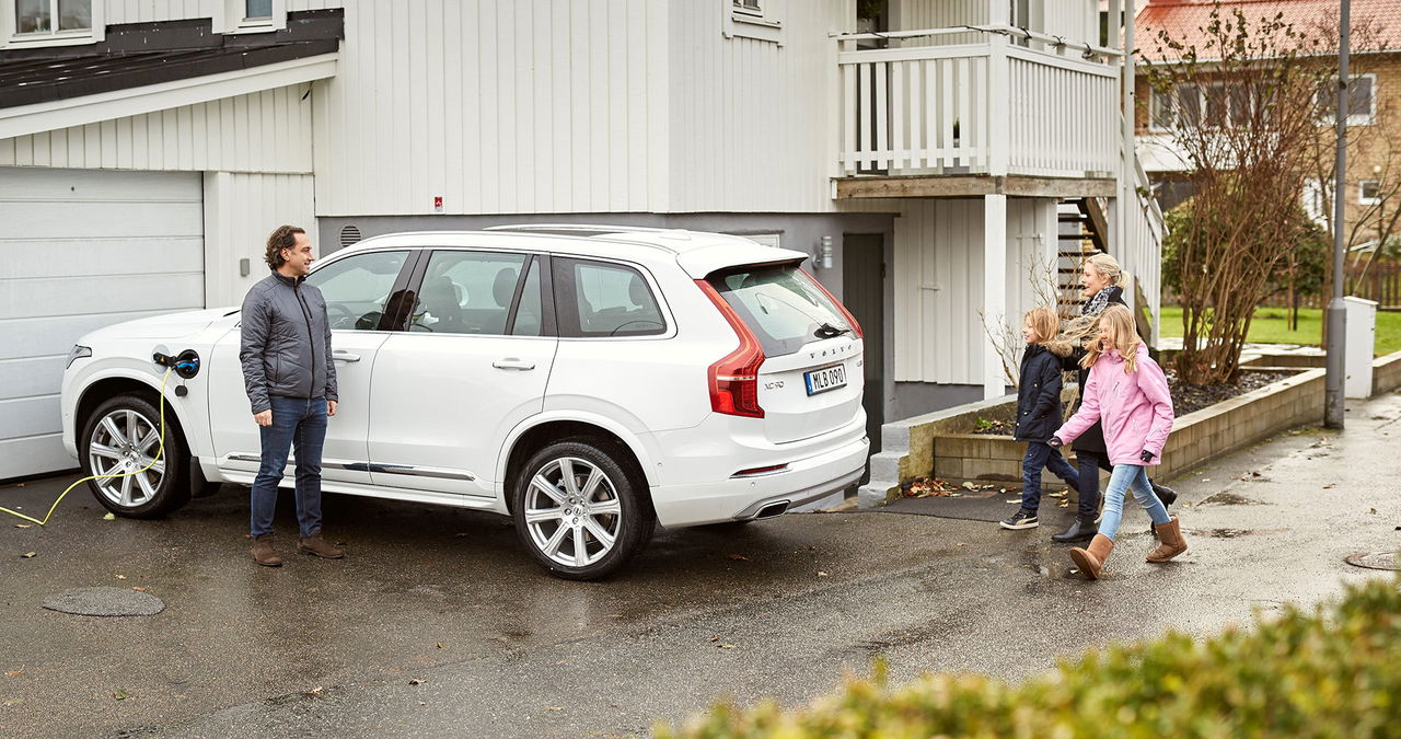 Volvo Enchufable Familia Ninos