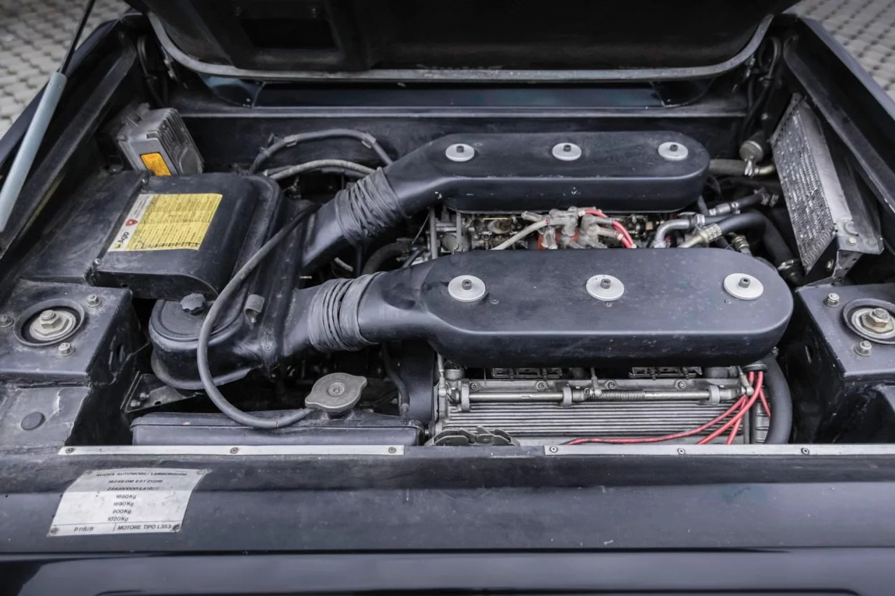 1986 Lamborghini Jalpa 2