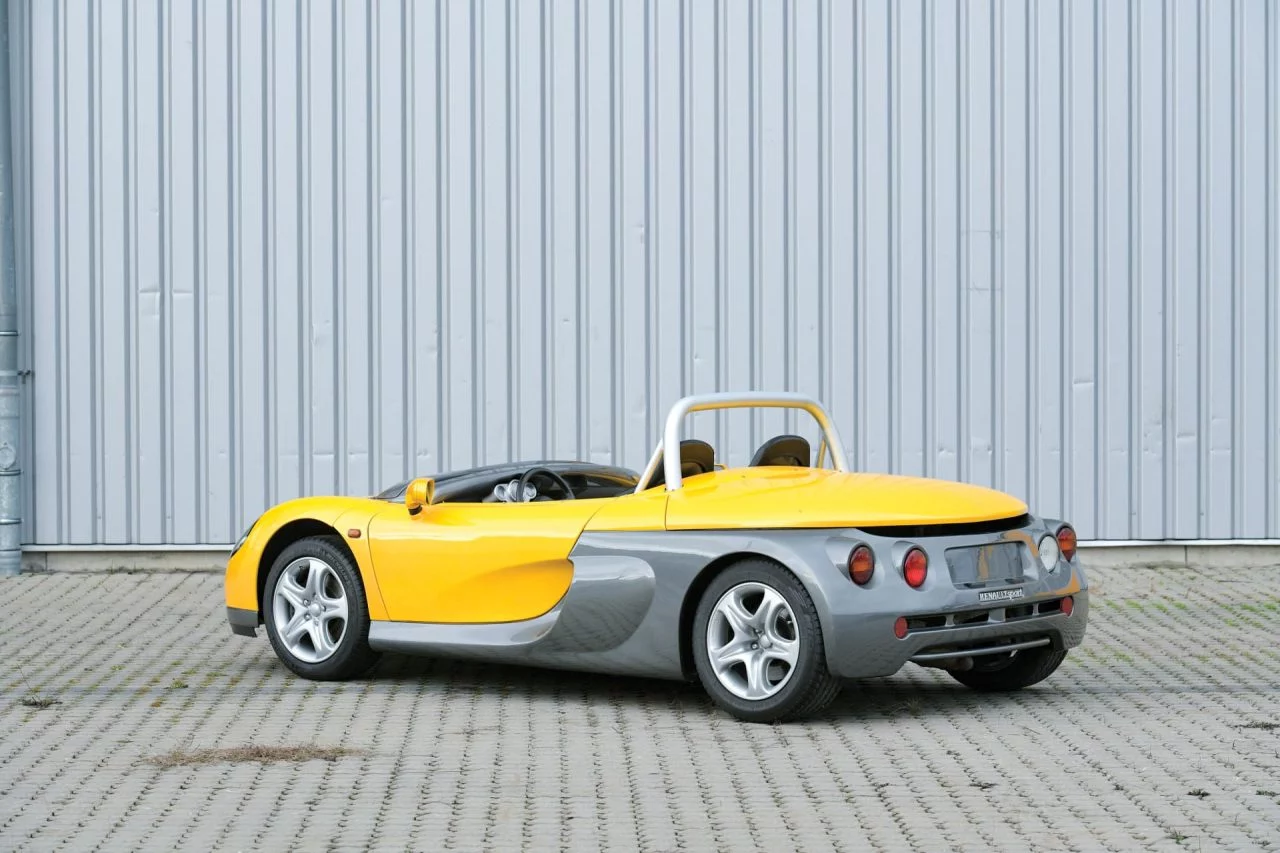 1996 Renault Sport Spider 1