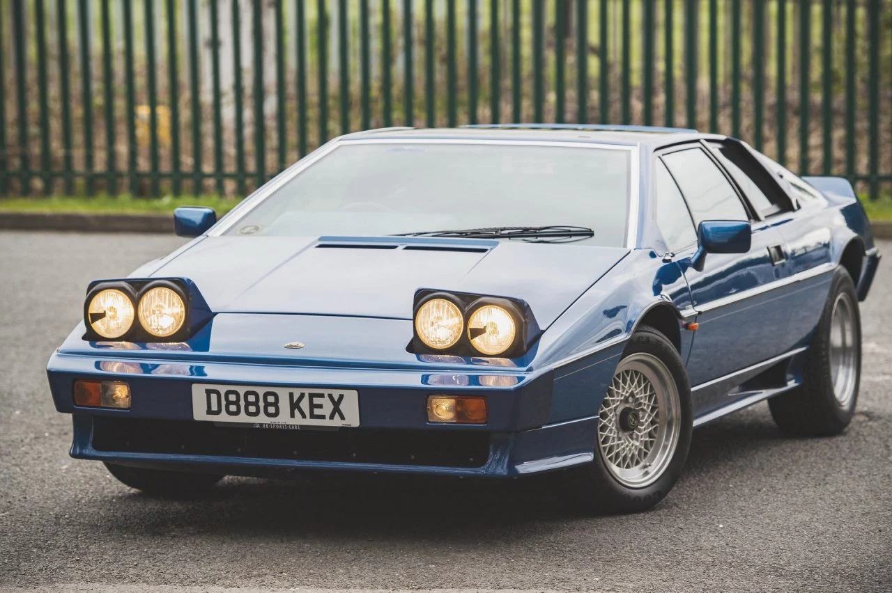 Lotus Esprit Precio Dm 1