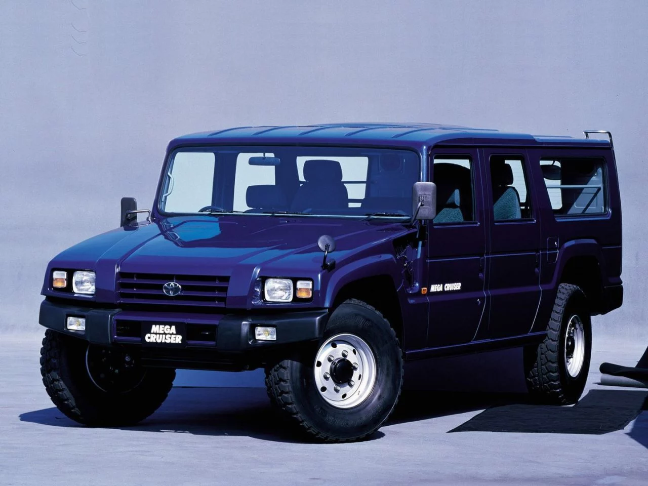 Toyota Mega Cruiser 3