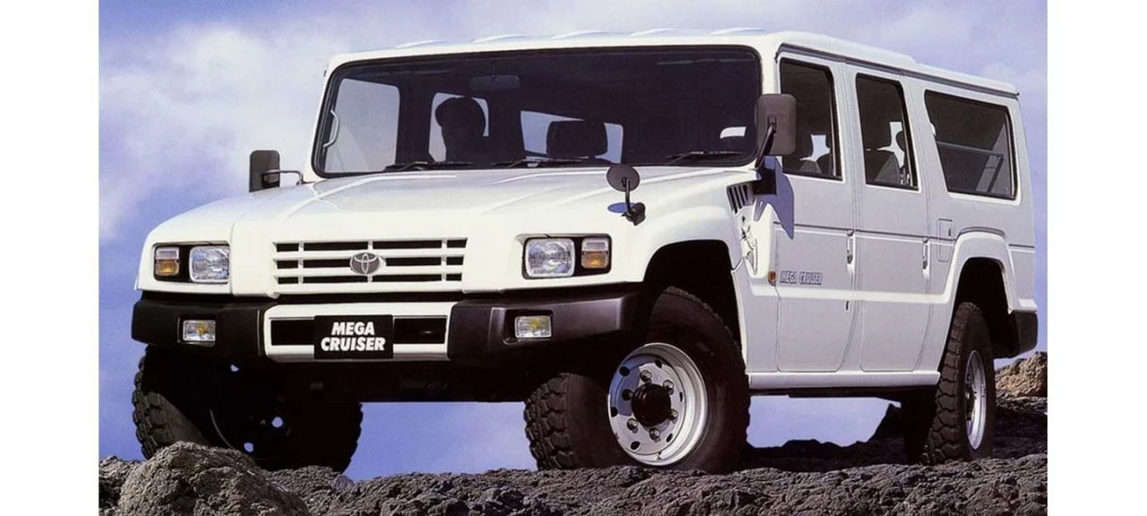 Toyota Mega Cruiser P