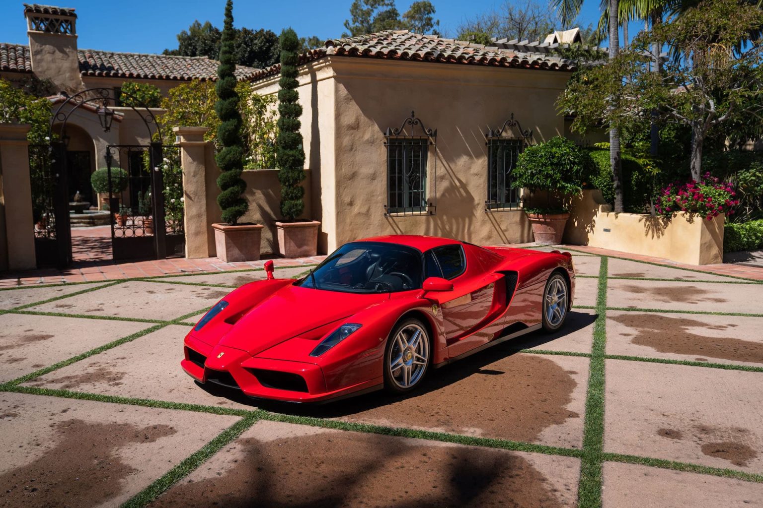 Uno De Los Ferrari Mas Iconicos El Ferrari Enzo Sale A Subasta Su Precio Diariomotor