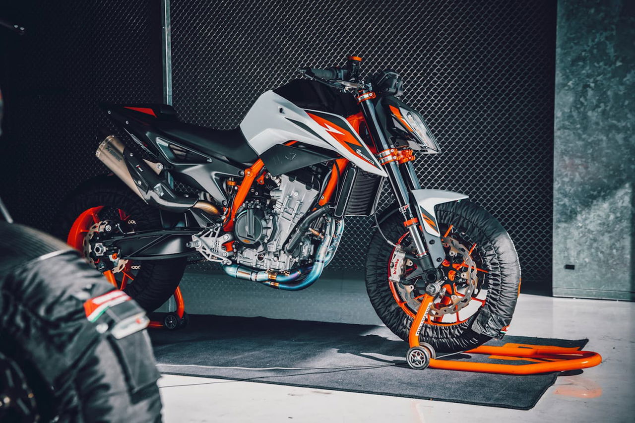 Ktm 890 Dukr R 321209 890 Duke R 2020