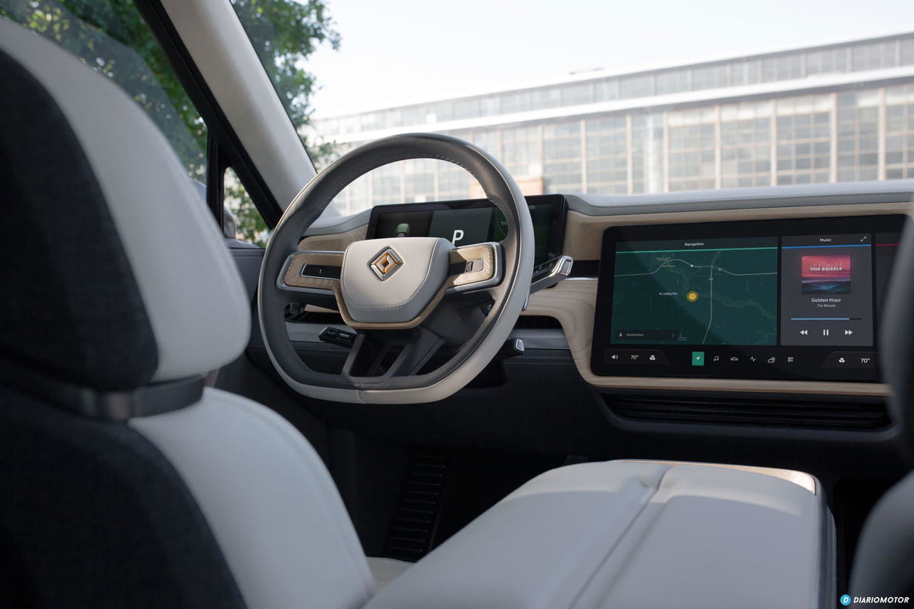 Rivian R1s Interior