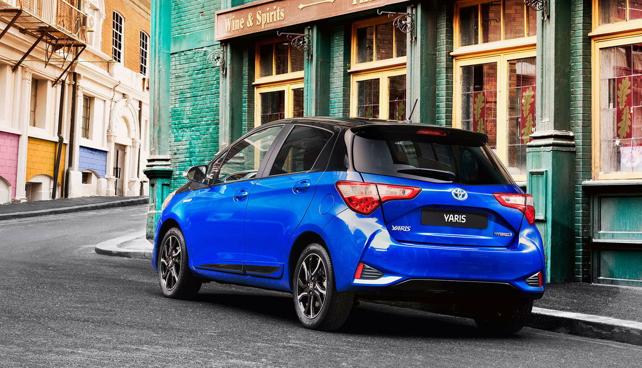 Toyota Yaris Hibrido Azul Oferta Mayo 2020 Trasera