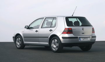 Coches Mileuristas Volkswagen Golf Mk4 Trasera