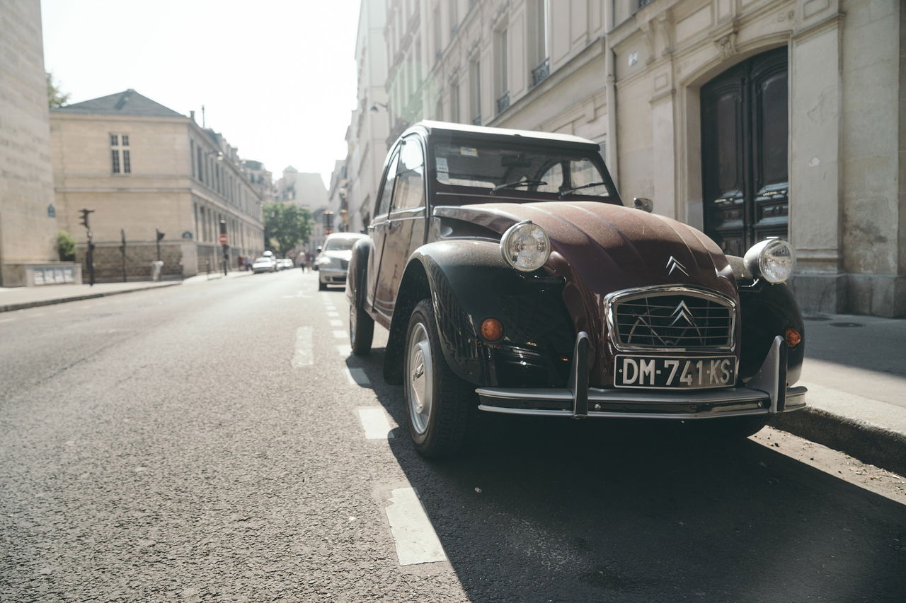 Despistes Averias Coche Aparcado Sol Citroen 2cv