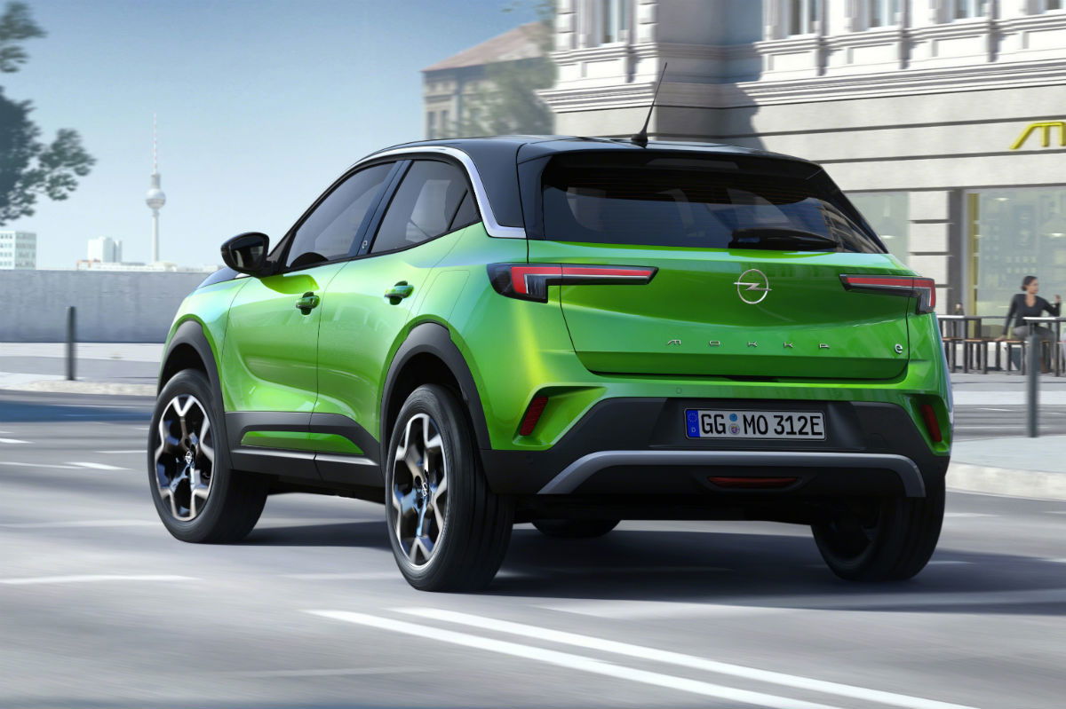 Opel Mokka E 2020 Verde 06