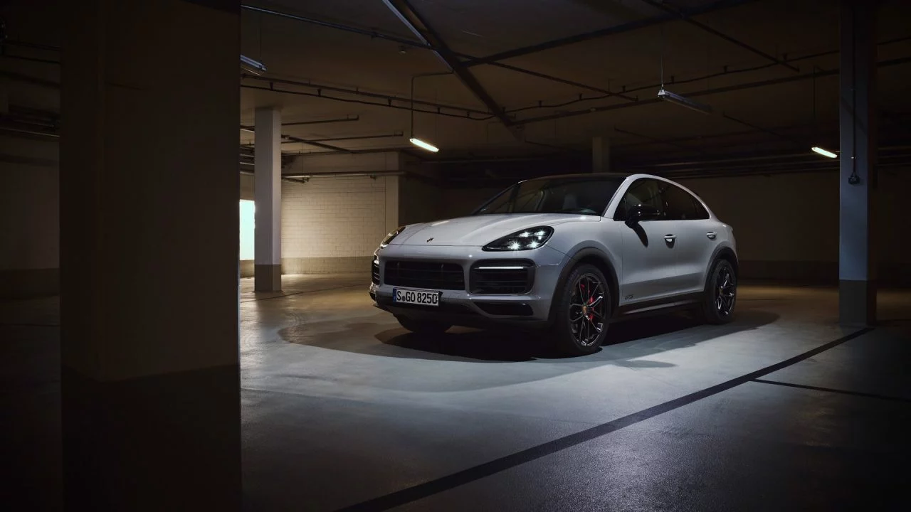 Porsche Cayenne Gts 2020 1