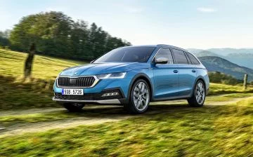 Skoda Octavia Scout Azul 2020 Frontal 2