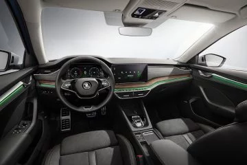 Skoda Octavia Scout Azul 2020 Interior