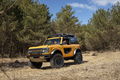 Ford Bronco en acción, destacando su capacidad todoterreno.