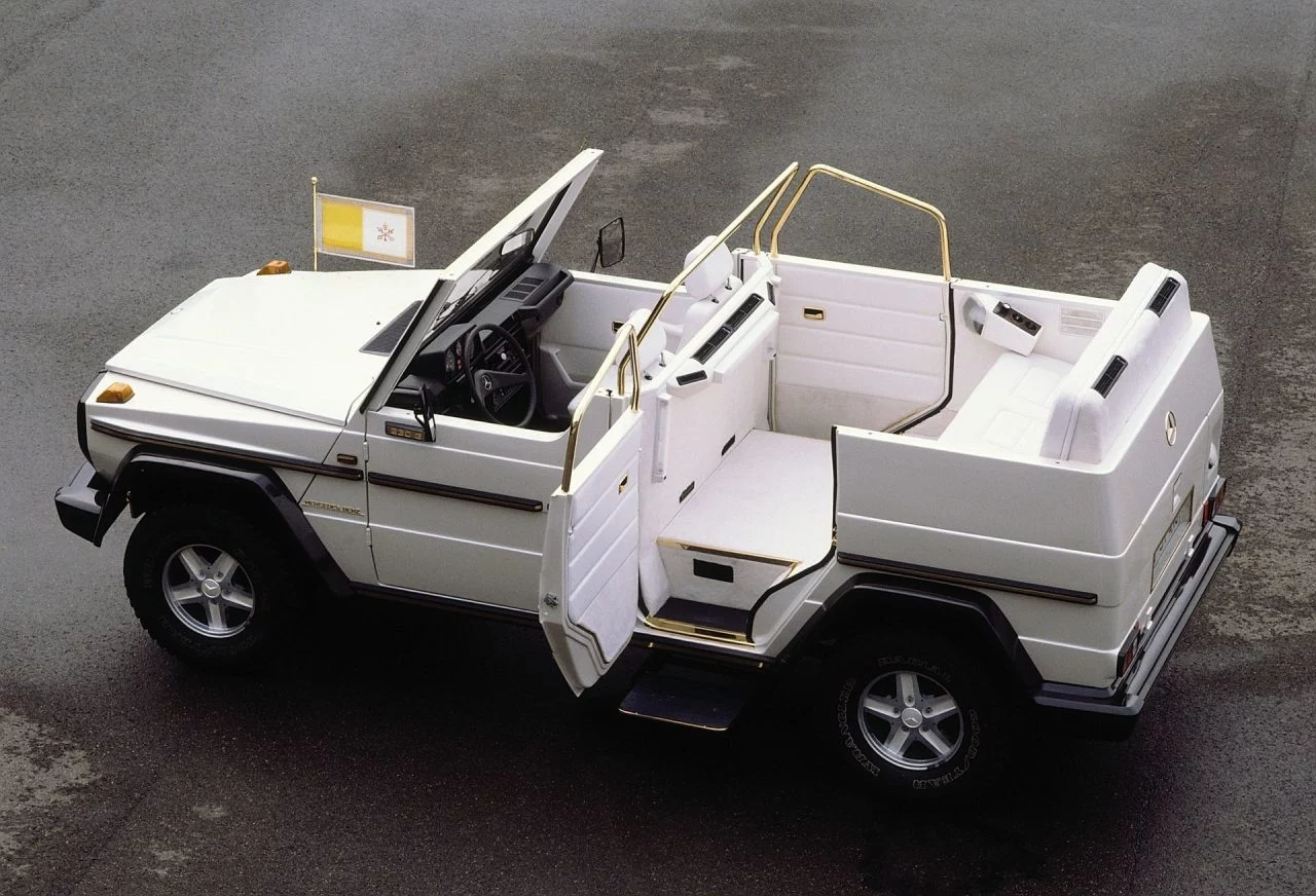 Premiere Vor 40 Jahren: „papamobil“ Auf Basis Der Mercedes Benz G Klasse Premiere 40 Years Ago: “popemobile” Based On The Mercedes Benz G Class