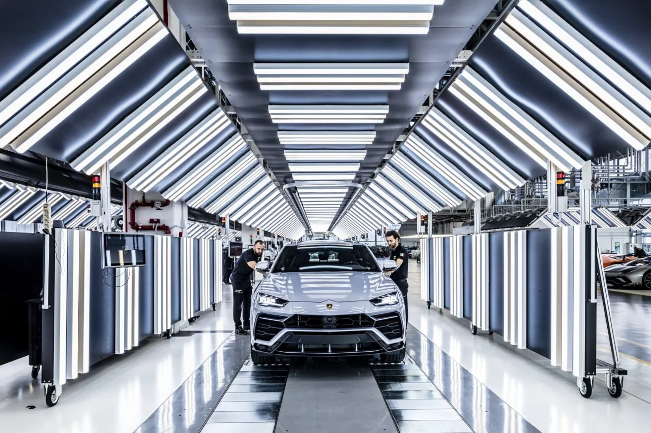 Lamborghini Urus 10000 Unidades 04