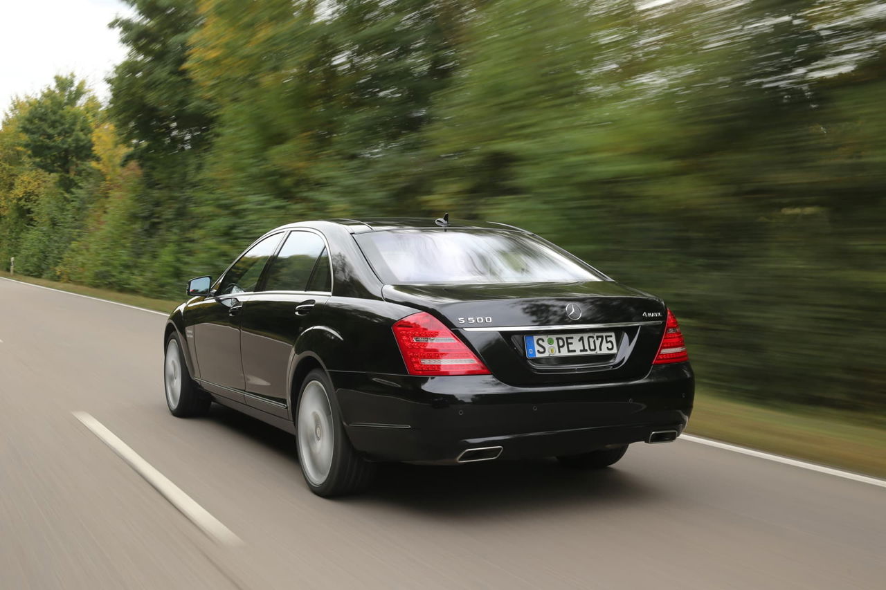 Die Tradition Der Mercedes Benz S Klasse The Tradition Of The Mercedes Benz S Class”