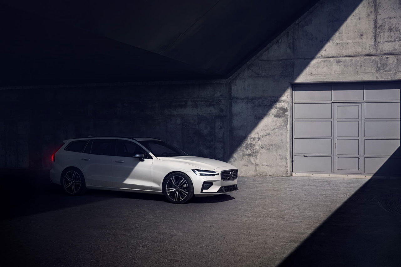 New Volvo V60 R Design